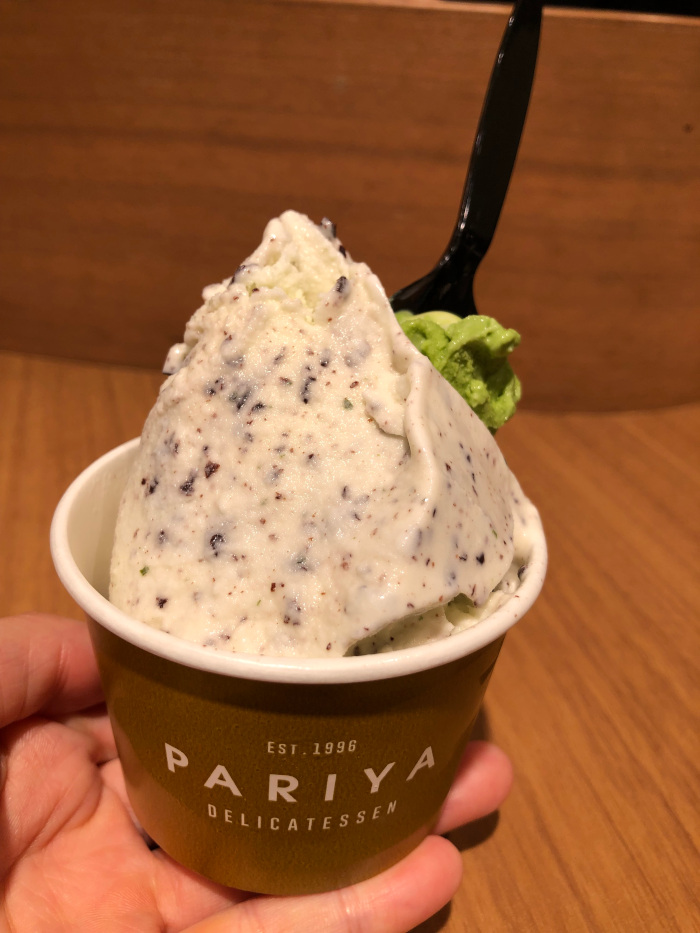 パリヤ　渋谷店　フレッシュミントチョコチップ／ジェラート