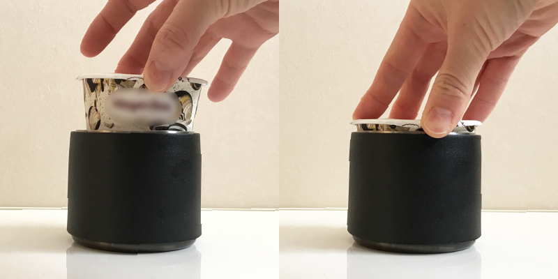 イミオ コンパクト缶ホルダーの本体にアイスカップをセット