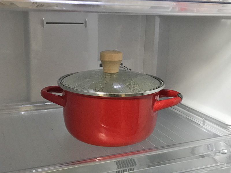 冷蔵庫でホーロー製鍋を保存